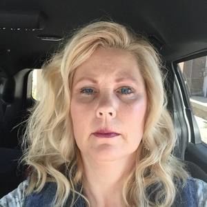 Meet your Posher, Vicky